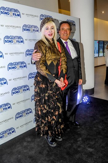 Todas las estrellas juntas para celebrar junto a Luis Scalella los 90 años de Argentina Sono Film