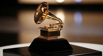 Ilustración de las reglas de los Grammy sobre el uso de inteligencia artificial