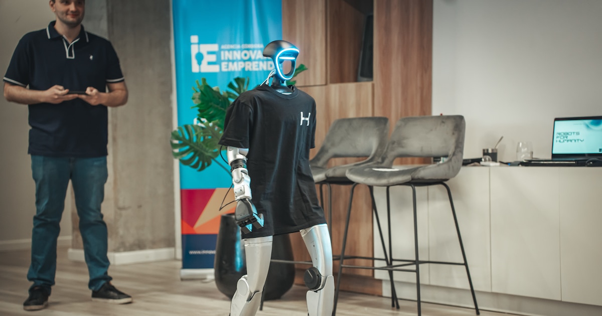Inauguraron en Córdoba el primer centro de entrenamiento para robots humanoides: para qué se utilizarán