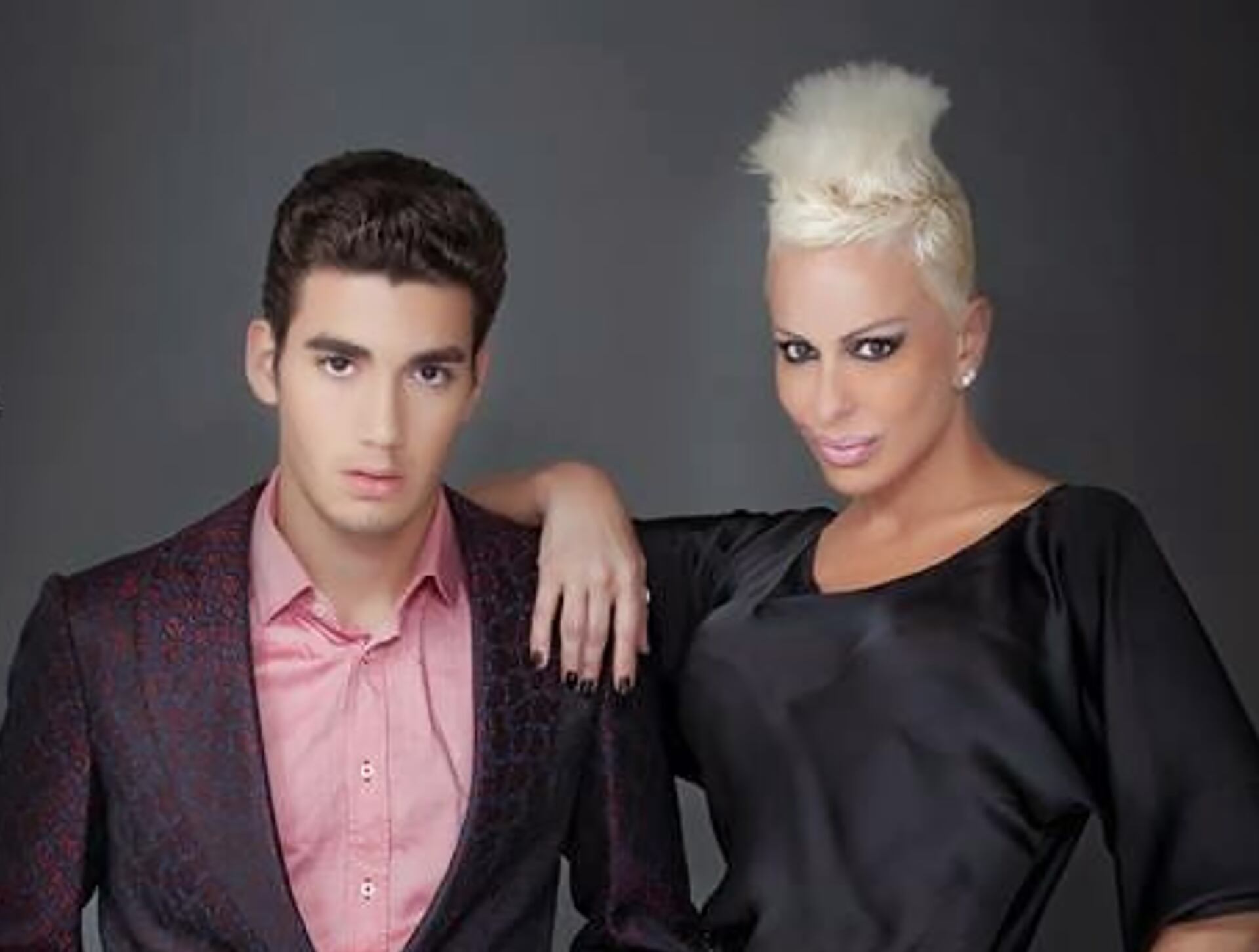 Junior Pisanú y su madre Daniela Cardone