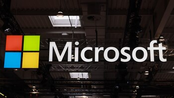 Microsoft gana 74.599 millones de