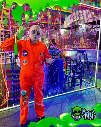 También cuenta con un hotel