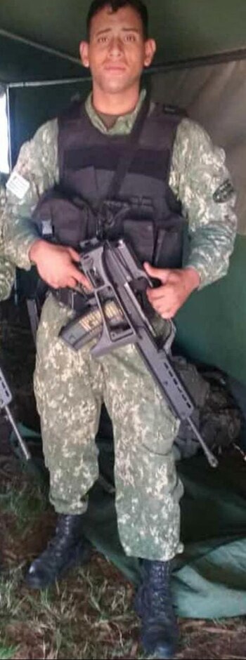 Alex Guillenea tenía cuatro hijos.