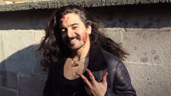 Fabio Colonna nos habla de “Retrato de una obsesión”, su nuevo corto que mezcla el horror cósmico y el body horror, junto a Hugo Stiglitz