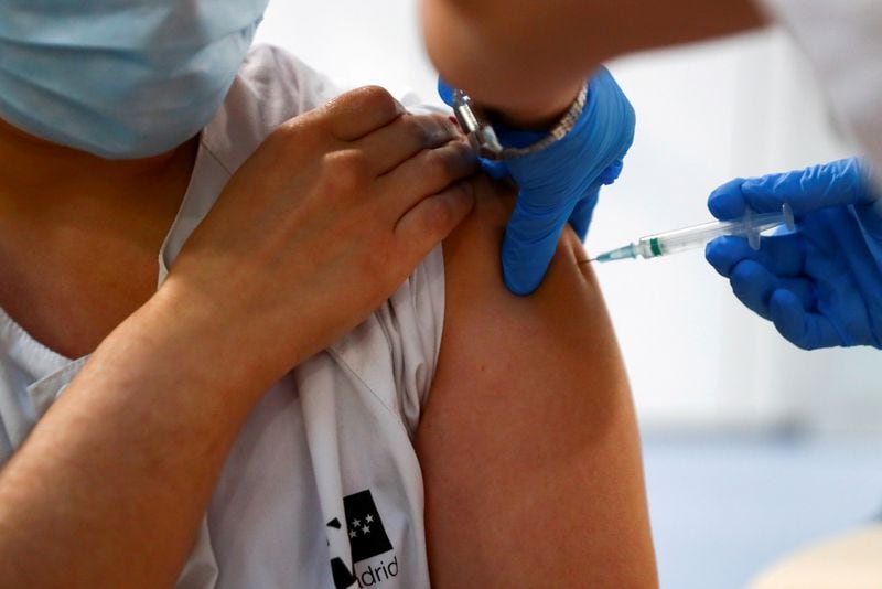 La vacuna triple viral MMR mantiene una efectividad del 97% con dos dosis contra el sarampión, las paperas y la rubéola (REUTERS/Sergio Pérez)