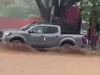 Las fuertes lluvias provocaron inundaciones en distintos sectores del Distrito Central. (Foto: Redes sociales)