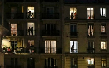 Vivir rodeado de gente no