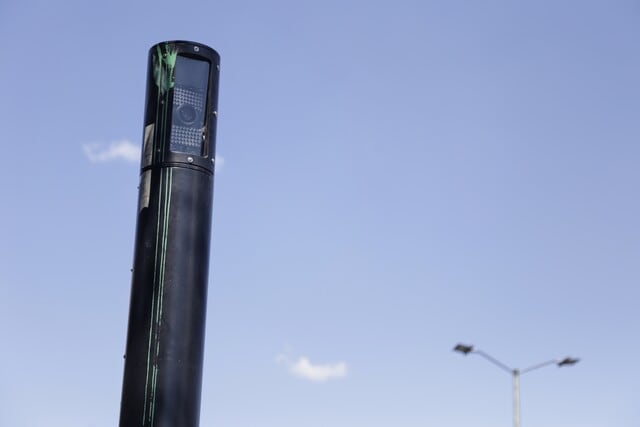 Bogotá amplía las fotomultas y crece la pelea por su verdadero propósito