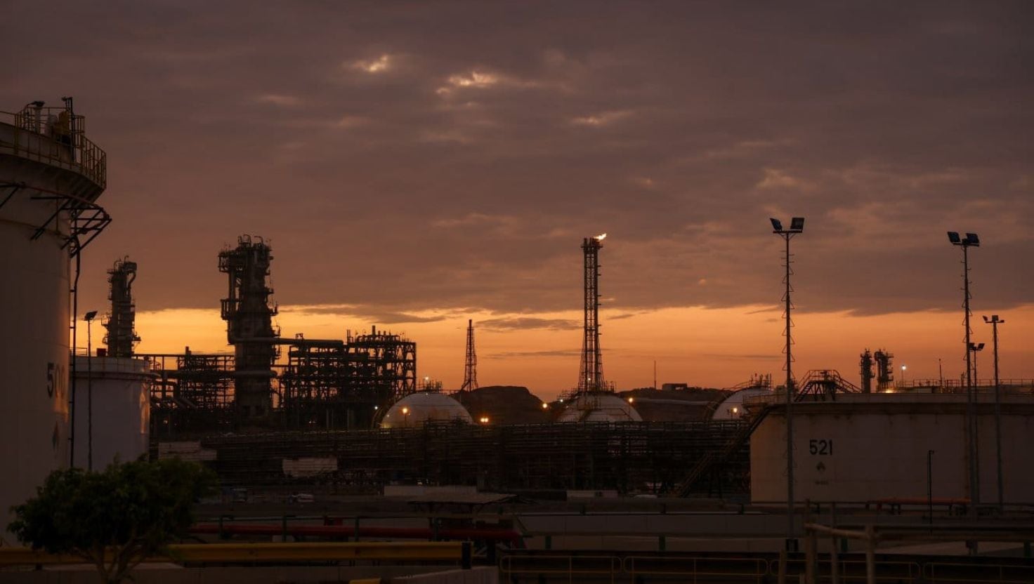 La ausencia de poliductos entre Lima e Ica y la baja producción en la refinería Talara de Petroperú complican el abastecimiento del norte de Perú.