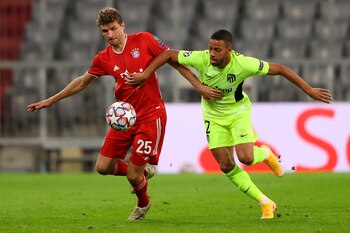 EFE/EPA/Alexander Hassenstein