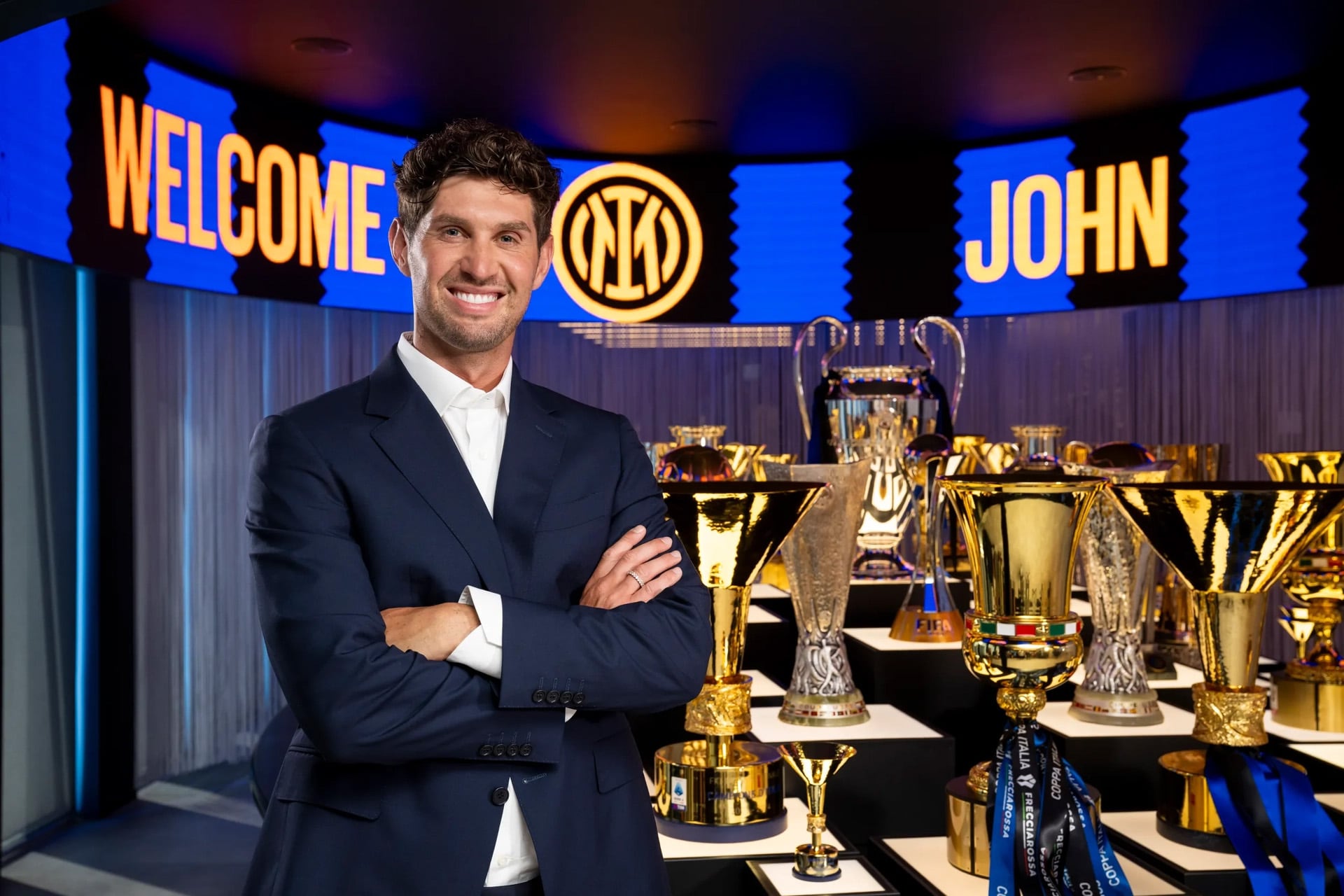 Luego de una década en el Manchester City, el defensor John Stones cambió de club a los 32 años: llegó libre al Inter de Milán y firmó hasta 2028