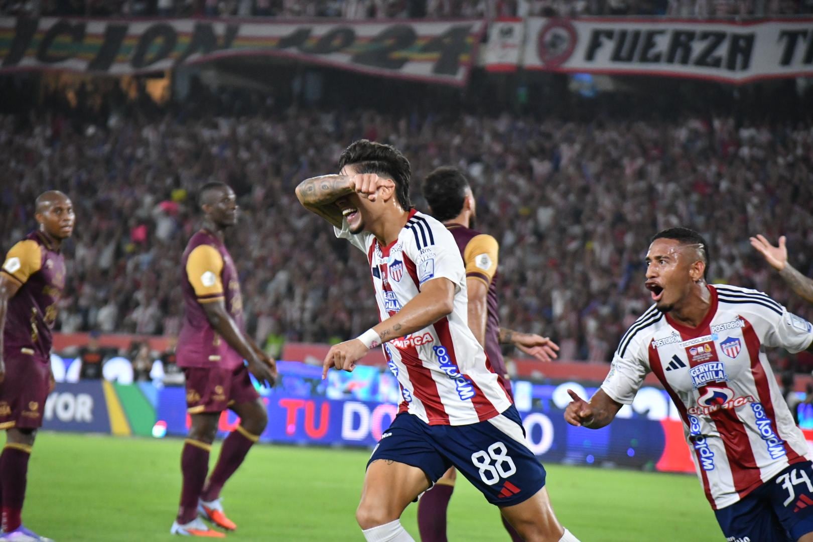 Junior de Barranquilla se coronó como el nuevo campeón del fútbol colombiano, en la final ante el Tolima - crédito Colprensa