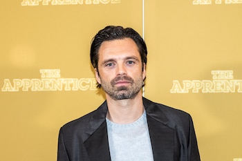 La llegada de su hijo llevó a Sebastian Stan a reflexionar sobre los modelos de crianza y la transmisión de valores familiares en su nuevo papel (REUTERS)