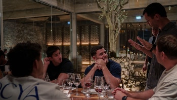 El asado de autor que ya es un ritual de Los Pumas: entre cortes gourmet y empanadas de osobuco
