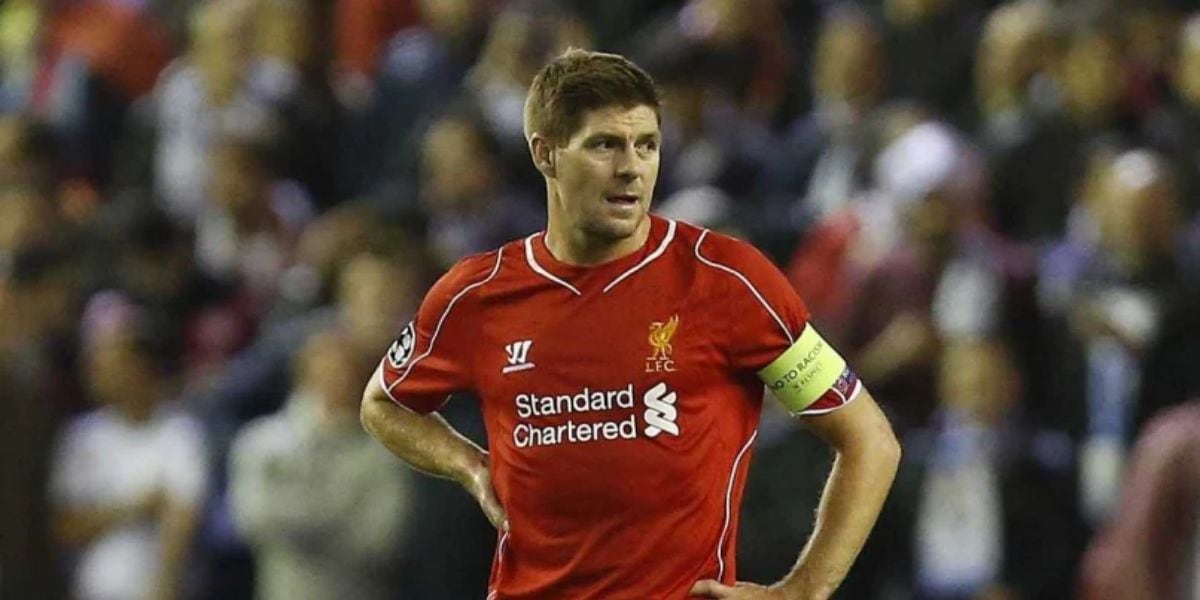 Un accidente de niño llevó a Gerrard a buscar soluciones personalizadas para su calzado deportivo y así jugar con comodidad (AP)