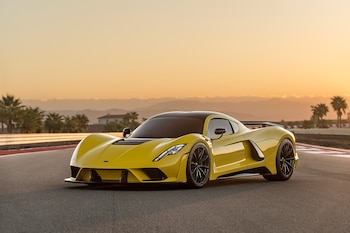 El Hennessey Venom F5, equipado