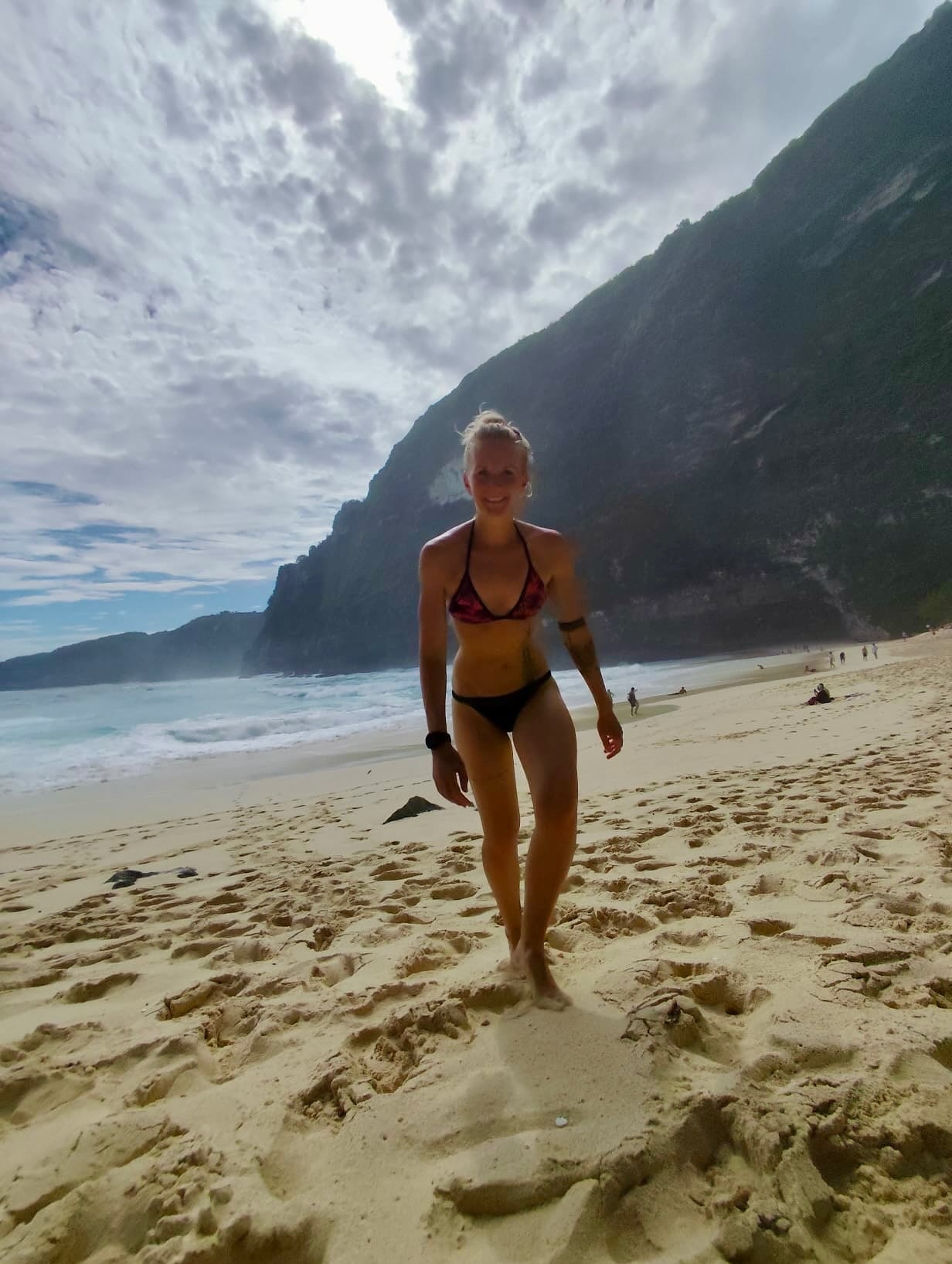 “Celebrando hoy el cumpleaños de mi hermana”, escribió Daniela Christiansson para celebrar el día de Anna, su hermana mayor