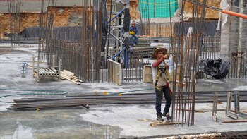 La construcción y adquisición de