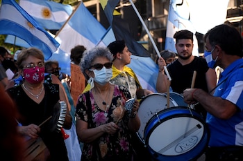 Los jubilados son repetidamente castigados