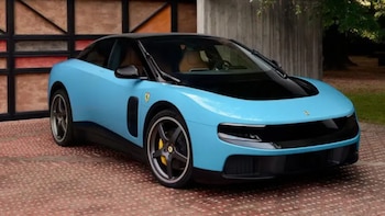 Primer auto eléctrico de Ferrari desata polémica entre seguidores