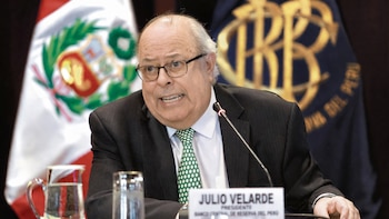 Julio Velarde se pronuncia ante posibilidad de continuar en el Banco Central de Reserva del Perú (BCRP)