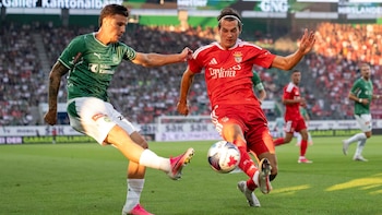 El Benfica venció 5-0 al St. Gallen en el partido de vuelta de la segunda ronda clasificatoria de la UEFA Europa League el 30 de julio de 2026, avanzando con un marcador global de 6-2 - crédito Reuters