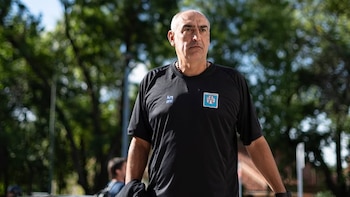 Despidieron a otro entrenador en