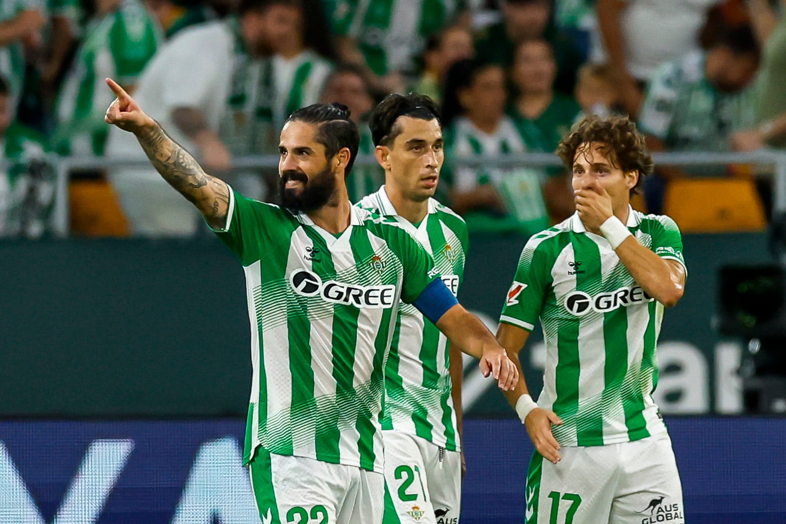 El Betis busca seguir con el paso perfecto en casa cuando se enfrenta al Porto. (EFE/Julio Muñoz)
