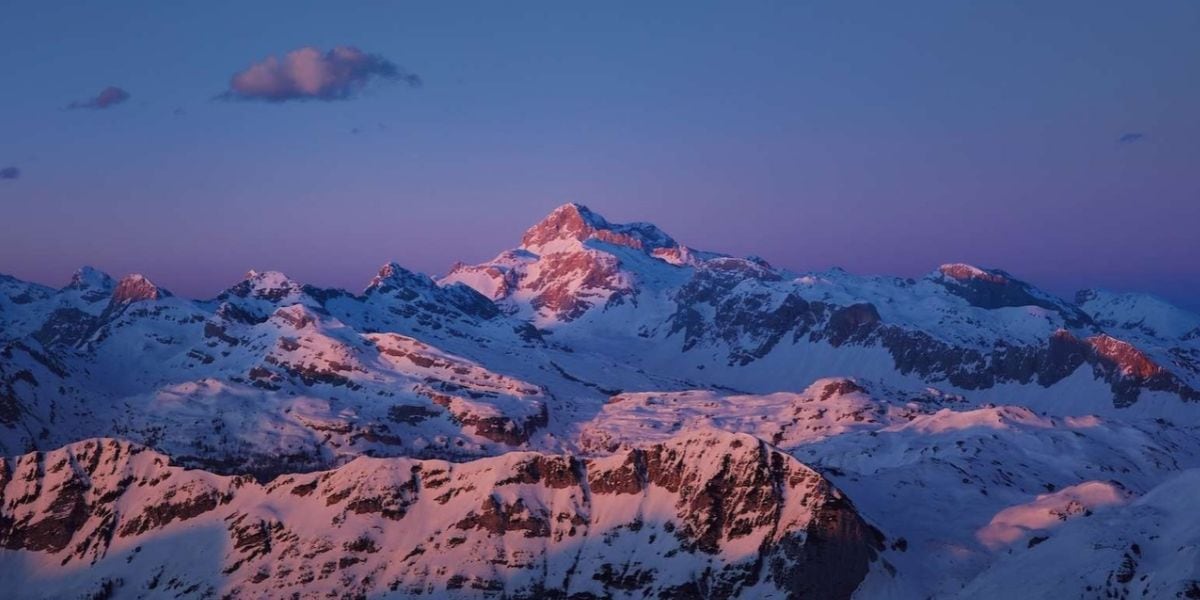 El monte Triglav es uno de los símbolos geográficos y culturales de Eslovenia (Triglav National Park)