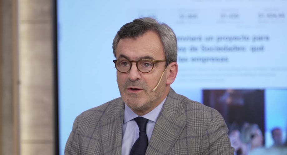 Rappallini señaló que la industria de mano de obra intensiva, como textil, calzado y metalmecánica, enfrenta una situación crítica por la baja competitividad (Infobae en Vivo)