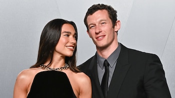 De convertirse en James Bond a su boda con Dua Lipa: Callum Turner habla de todo en su entrevista más personal