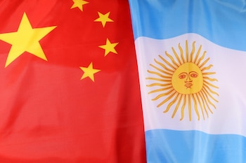 Canciller argentina y su homólogo chino