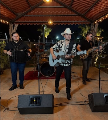 Asesinan a vocalista norteño en Culiacán