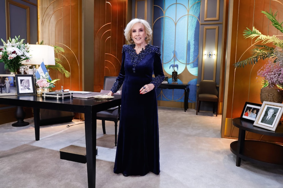 Mirtha en los Martín Fierro