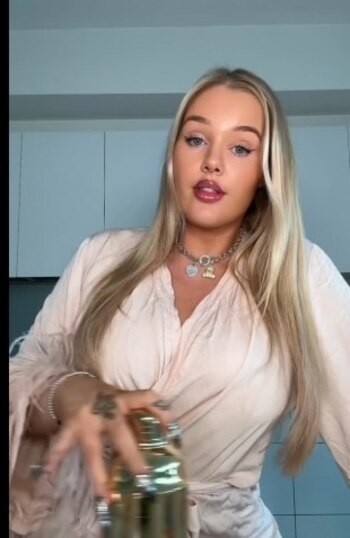 Kayla Jade afirmó que viajó