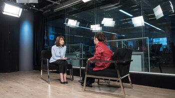 "En la obra hablo mucho