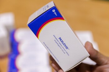 El antiviral de Pfizer sigue