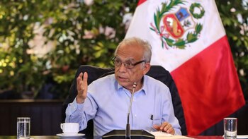 Premier Aníbal Torres announces the