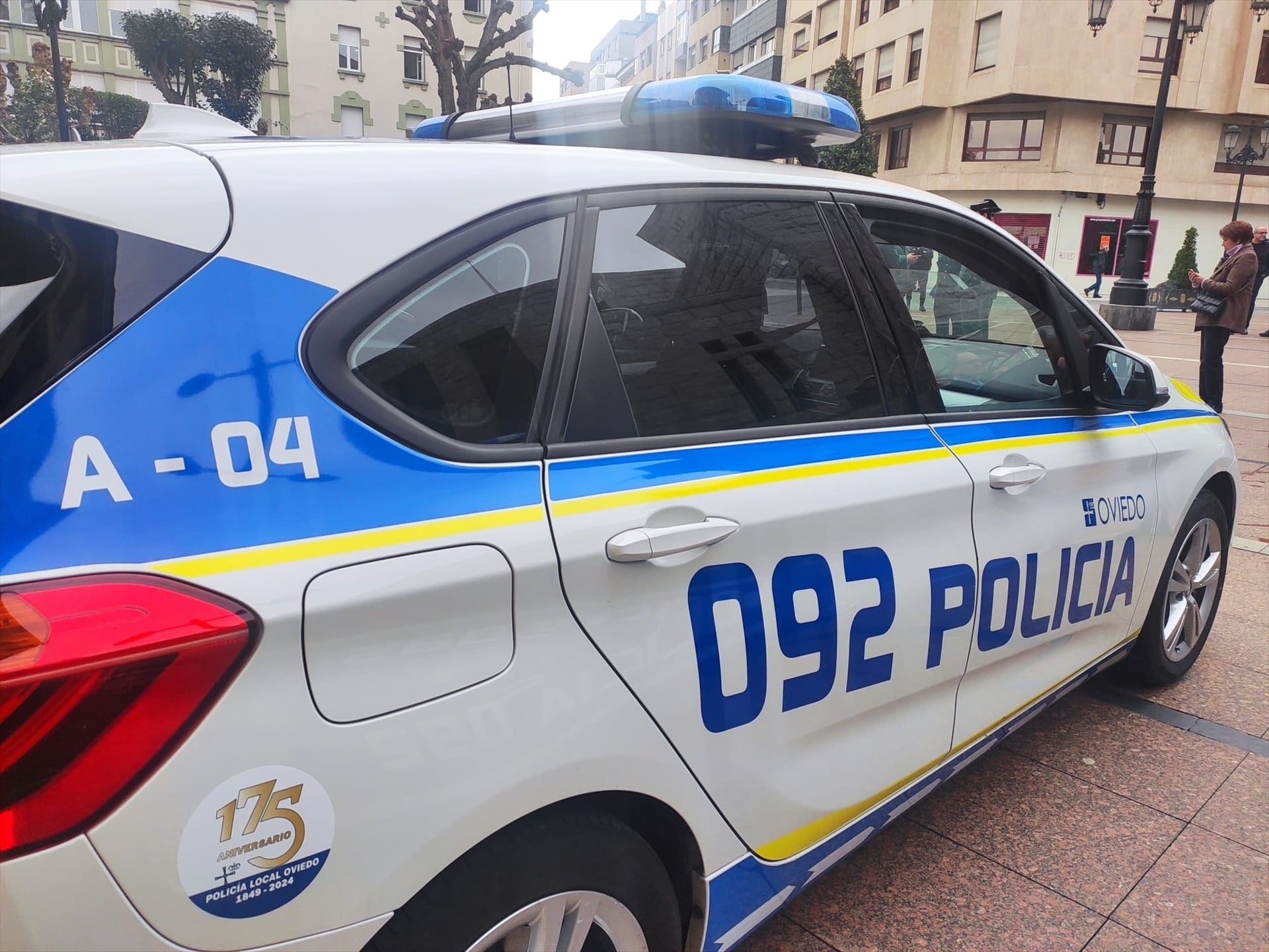 Un vehículo de la Policía Local de Oviedo (Europa Press)