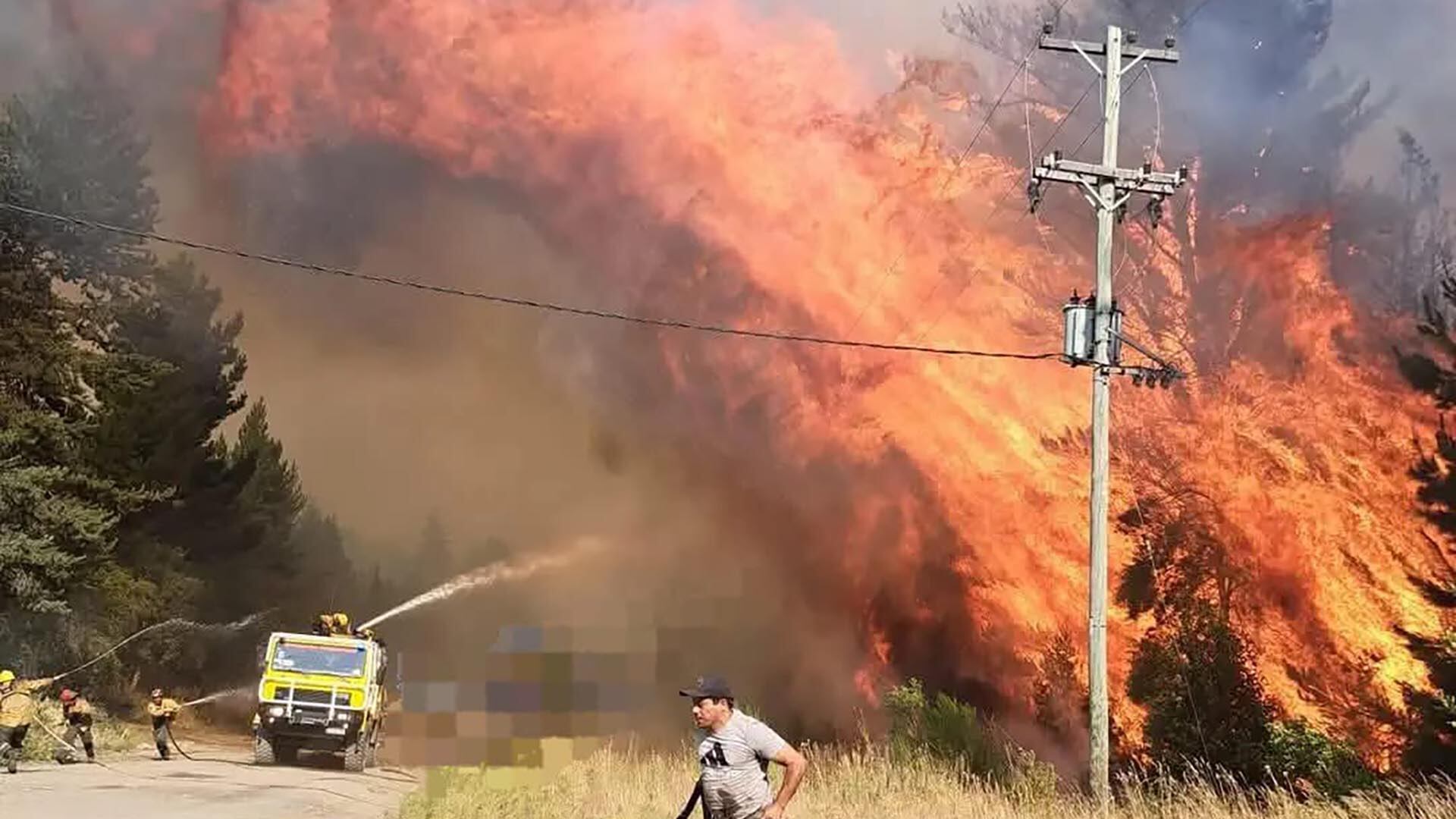 El combate del fuego se prolongó por más de un mes
