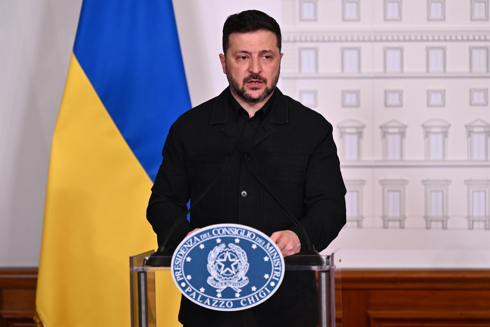 Zelensky advirtió una respuesta tras el ataque ruso más devastador sobre Kiev y exigió refuerzos para la defensa aérea