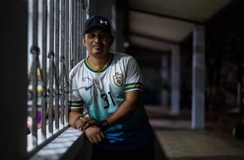 Su marido, Francisco, en un