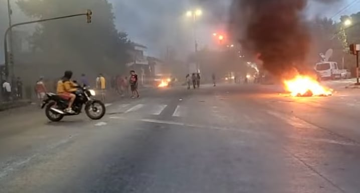 La protesta de los familiares de Zárate y De Vita este domingo (Captura TN)
