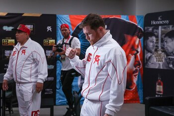 Canelo Álvarez fue el primero