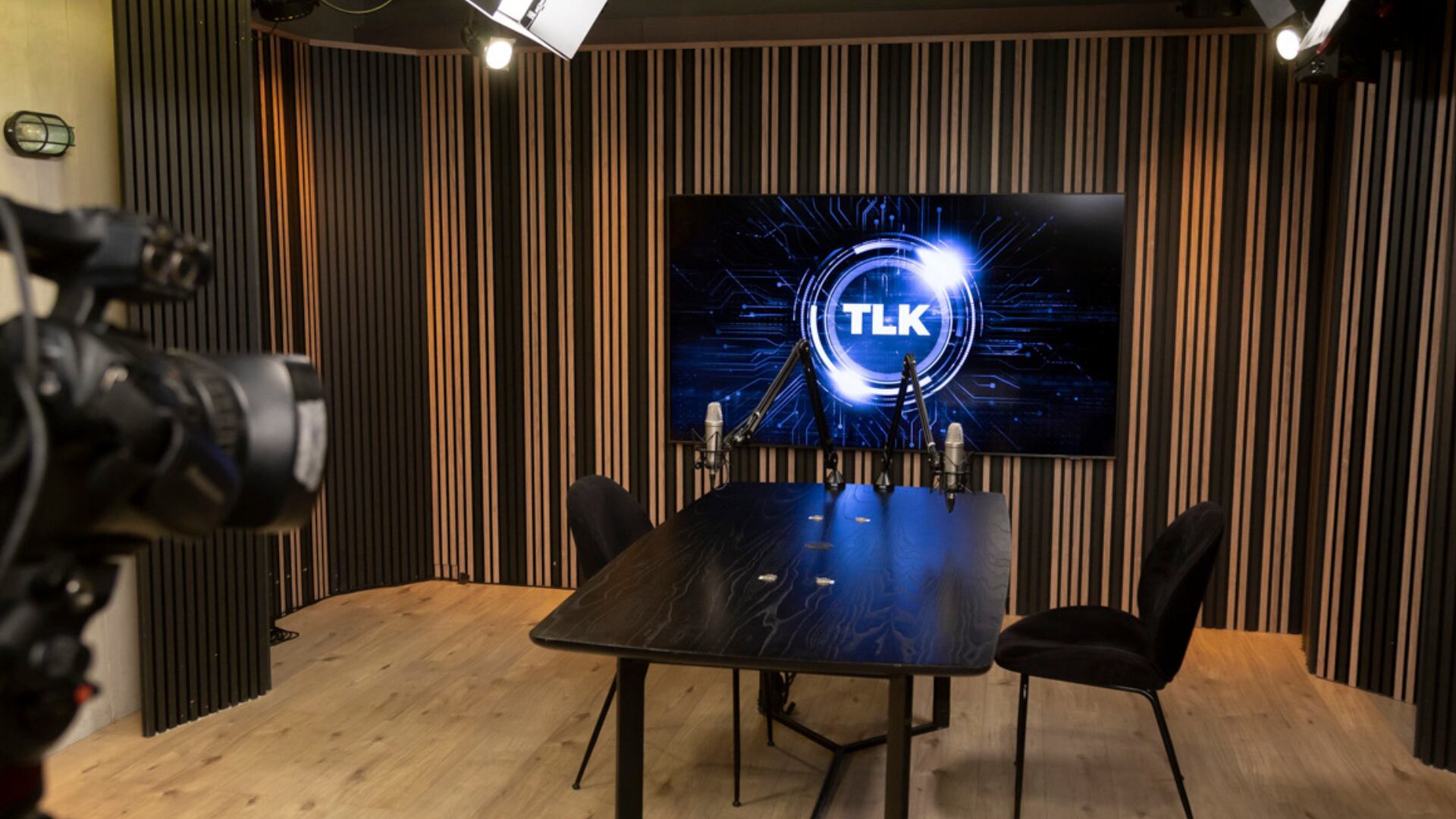 El avance de la movilidad eléctrica, la digitalización del sector y las nuevas tendencias serán los temas de esta edición de Infobae Talks(Diego Barbatto)