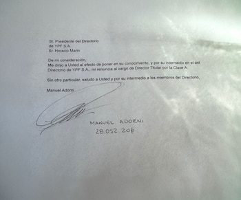 Carta renuncia Manuel Adorni a YPF