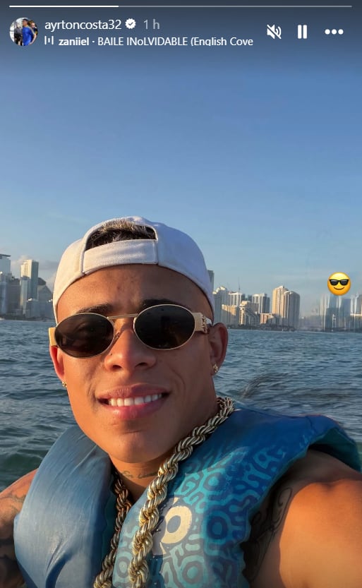 Ayrton Costa, en las playas de Miami