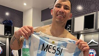 El futbolista argentino le regaló