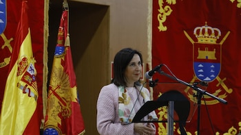 Robles se solidariza con la