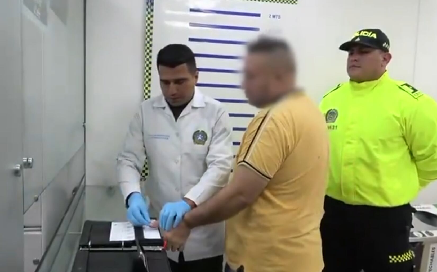 Las investigaciones revelan que alias Rolex mediaba entre las disidencias de las Farc, Los Lobos de Ecuador y Los Pulpos de Perú para trasladar cocaína - crédito Dijín